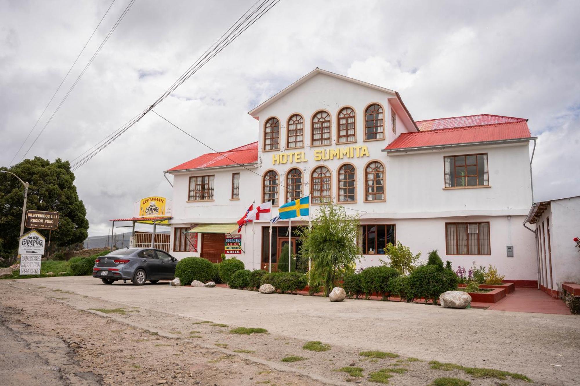 Hotel Summita Yunguyo Exterior photo